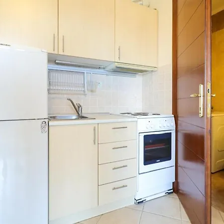 Apartment Petra Afytos